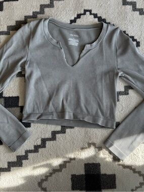 wild fable Ribbed V-Notch Long-Sleeve Crop Top - Gray